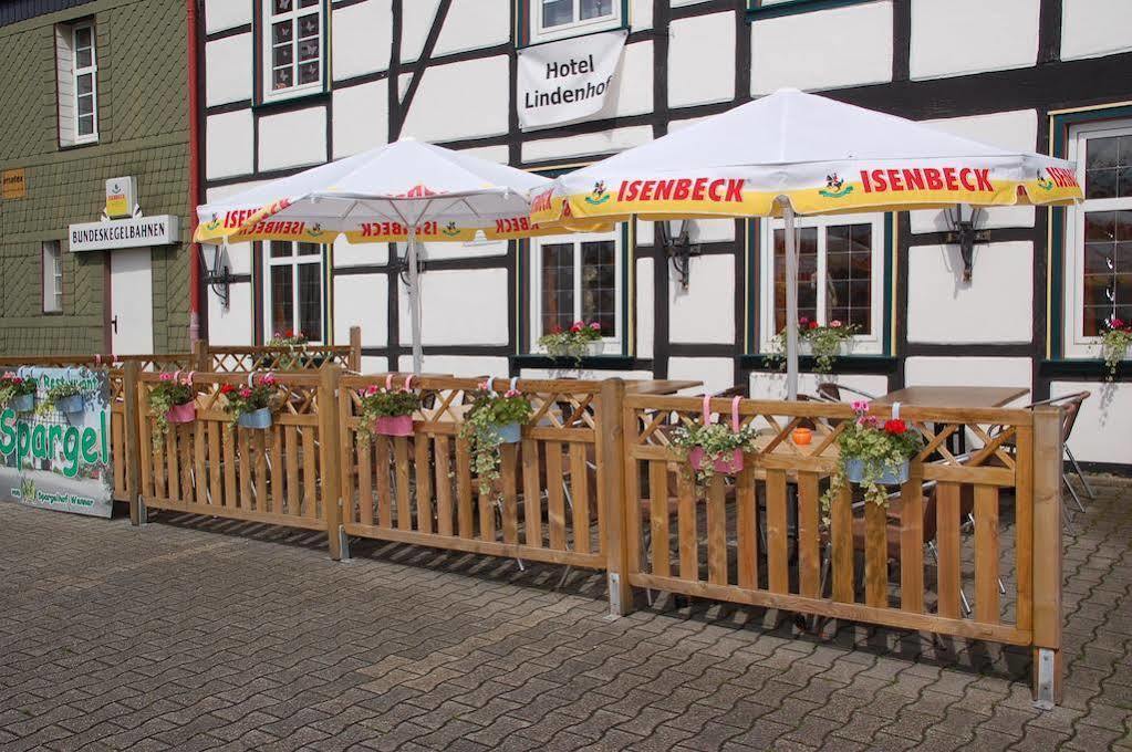 Hotel Lindenhof Rhynern エクステリア 写真