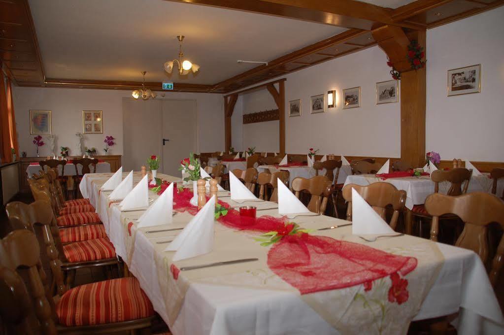 Hotel Lindenhof Rhynern エクステリア 写真