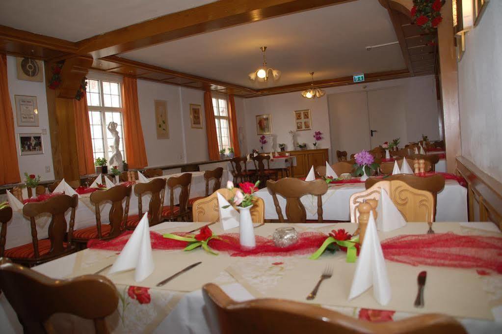 Hotel Lindenhof Rhynern エクステリア 写真